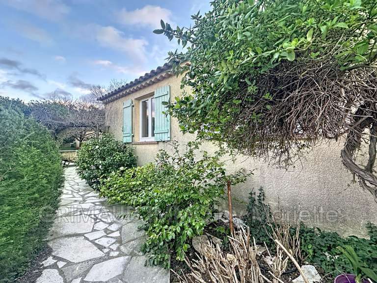 Villa Plan-de-la-Tour - 4 chambres - 138m²