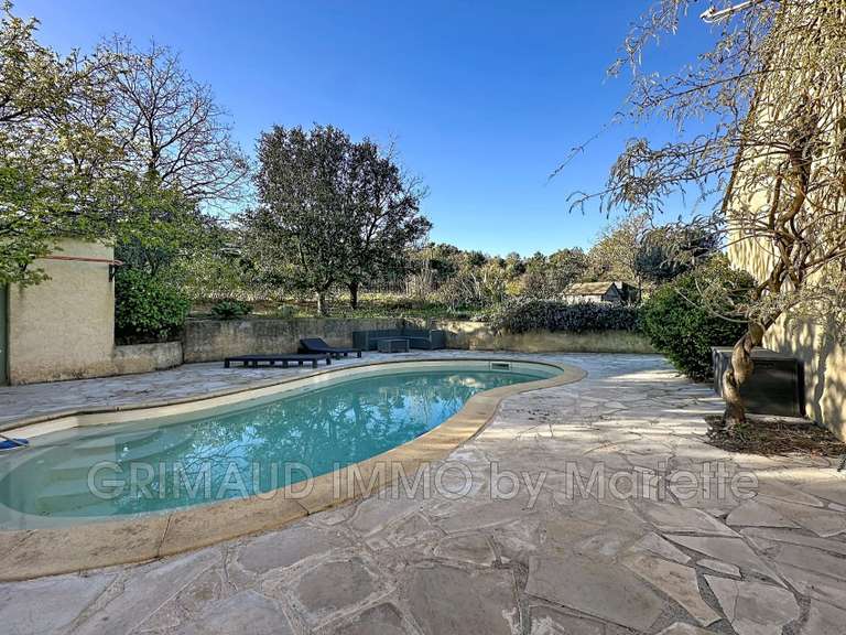 Villa Plan-de-la-Tour - 4 chambres - 138m²