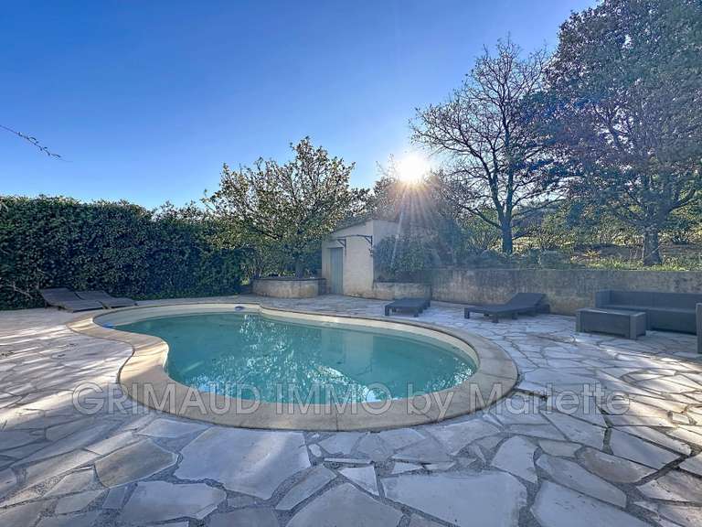 Villa Plan-de-la-Tour - 4 chambres - 138m²