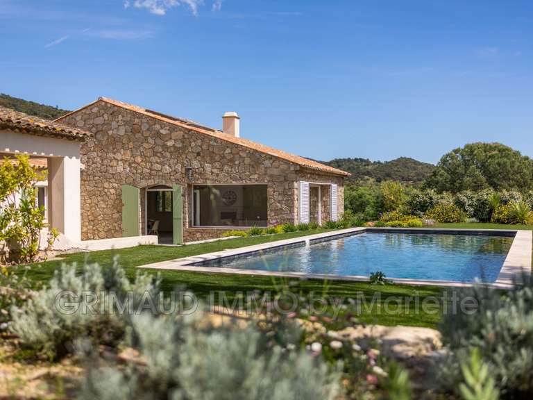 Villa Plan-de-la-Tour - 4 chambres - 195m²