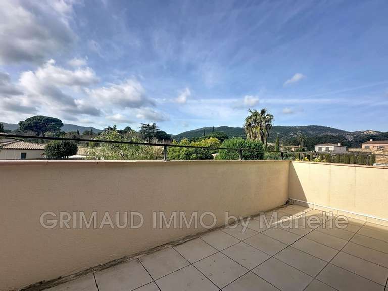 Villa Plan-de-la-Tour - 2 bedrooms - 87m²