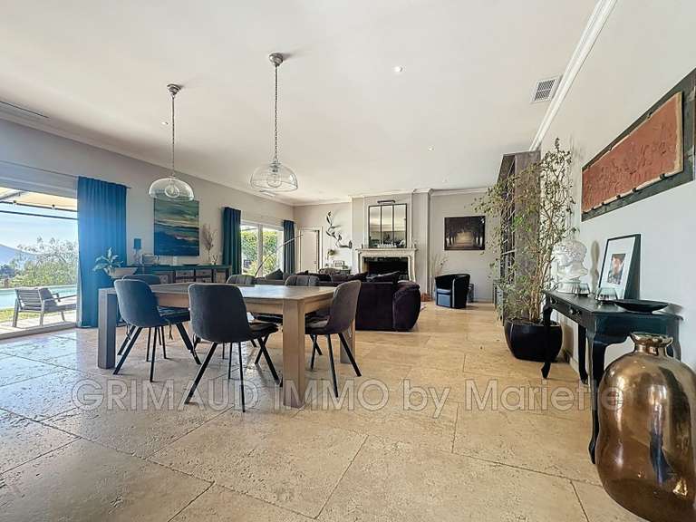 Villa Plan-de-la-Tour - 3 chambres - 132m²