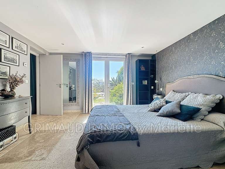 Villa Plan-de-la-Tour - 3 chambres - 132m²