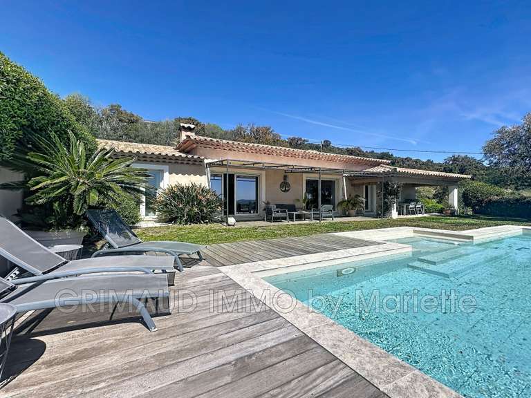 Villa Plan-de-la-Tour - 3 chambres - 132m²
