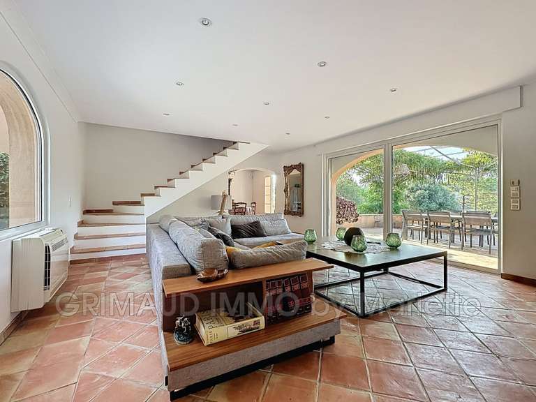 Villa Plan-de-la-Tour - 4 chambres - 185m²