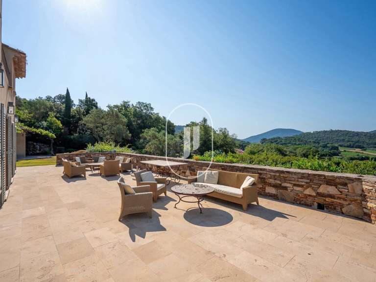 Villa Plan-de-la-Tour - 6 chambres - 340m²