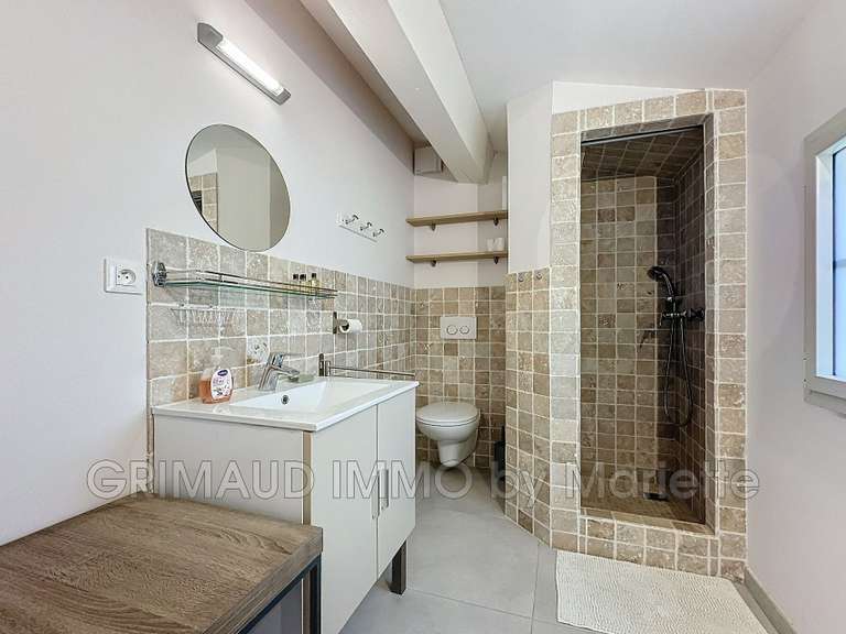 Villa Plan-de-la-Tour - 5 chambres - 150m²