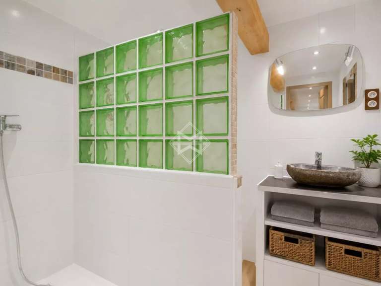 Villa Plan-de-la-Tour - 2 chambres - 280m²
