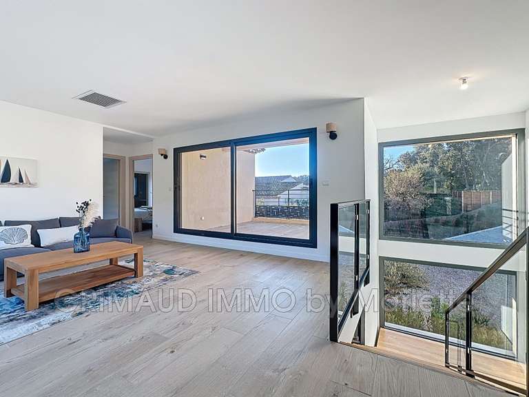Villa Plan-de-la-Tour - 4 bedrooms - 240m²
