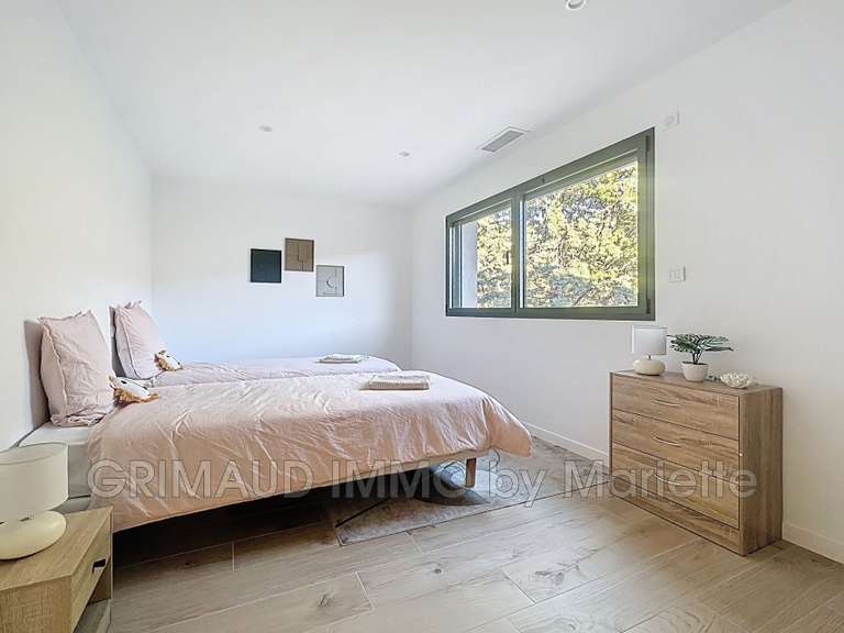 Villa Plan-de-la-Tour - 4 bedrooms - 240m²