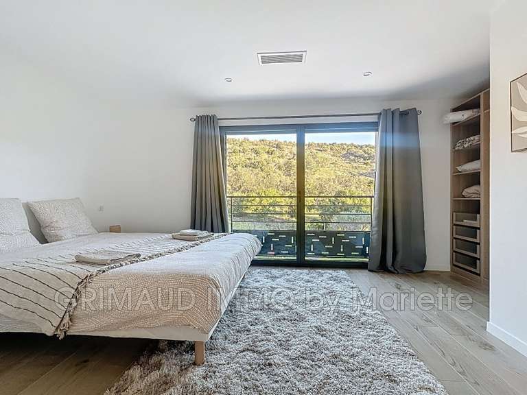 Villa Plan-de-la-Tour - 4 bedrooms - 240m²