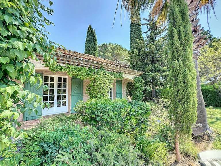 Villa Plan-de-la-Tour - 4 chambres - 160m²
