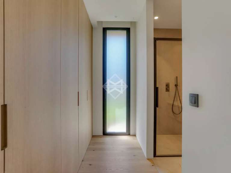 Villa Plan-de-la-Tour - 3 chambres - 192m²