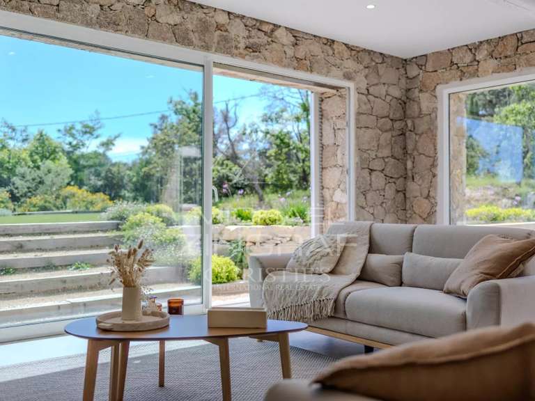 Villa Plan-de-la-Tour - 4 chambres - 193m²