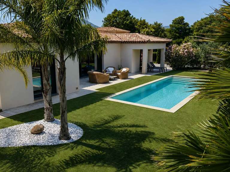 Villa Plan-de-la-Tour - 4 chambres - 125m²