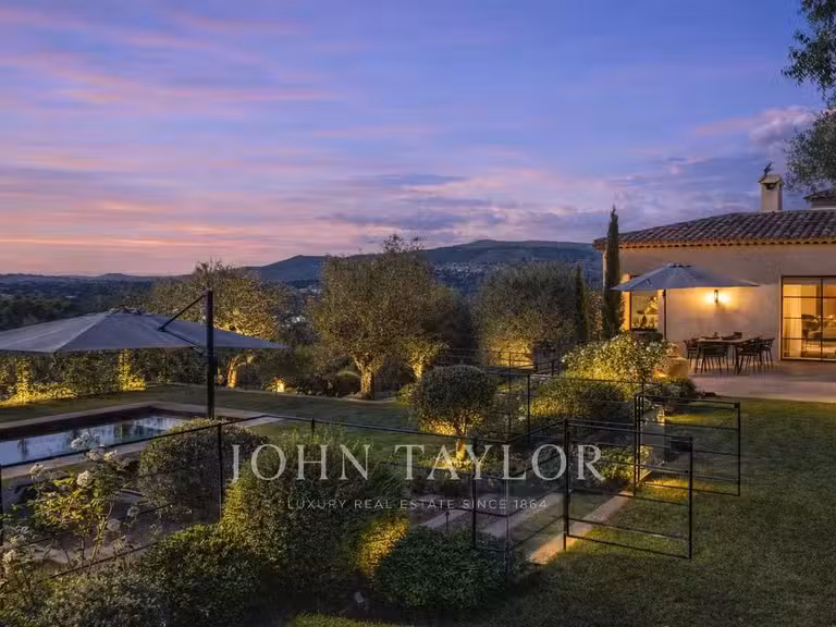 Maison Plascassier - 5 chambres - 405m²