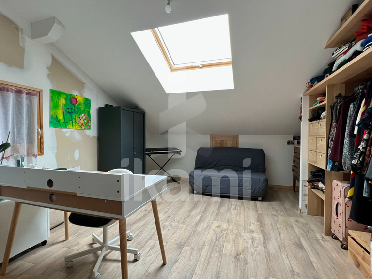 House Plateau-Des-Petites-Roches - 6 bedrooms - 210m²