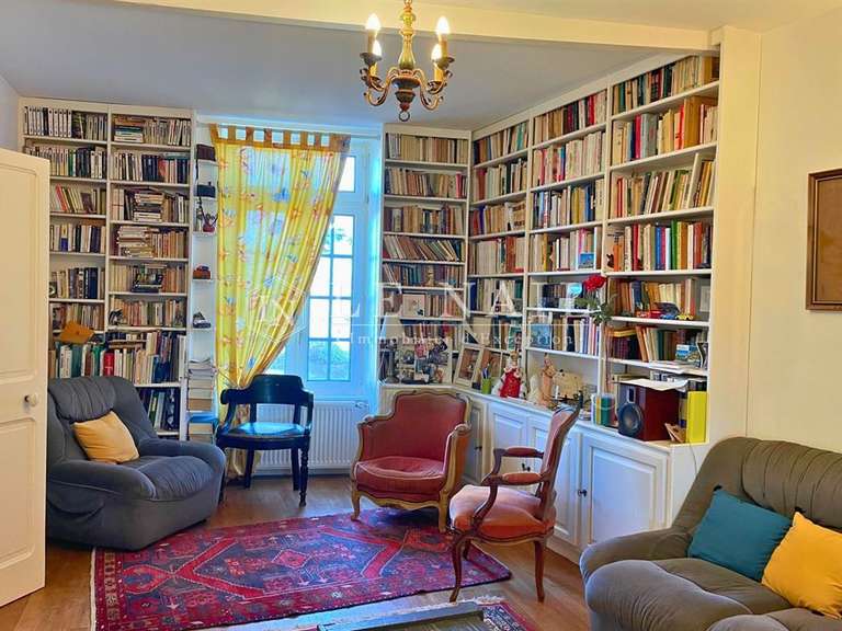 Maison Pléneuf-Val-André - 9 chambres - 244m²