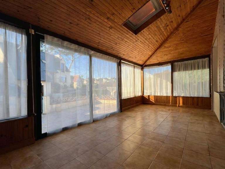 House Plérin - 5 bedrooms