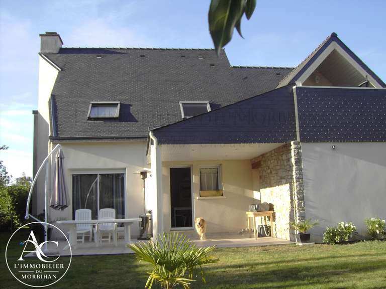 Maison Plescop - 4 chambres - 141m²