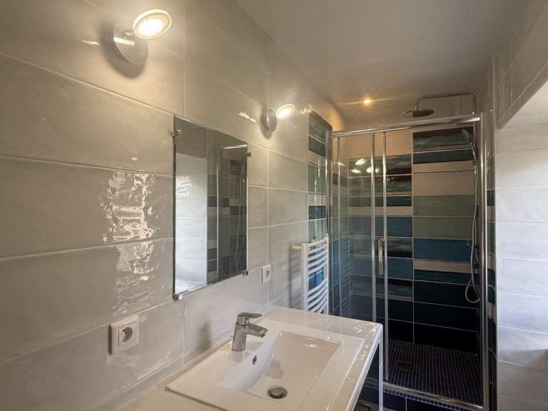 Maison Pleubian - 6 chambres - 280m²