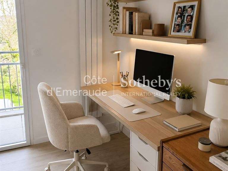 Appartement Pleurtuit - 3 chambres - 132m²
