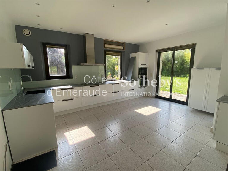 House Pleurtuit - 3 bedrooms - 220m²