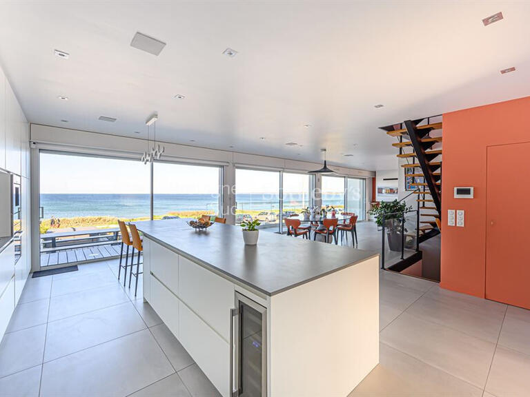 House Ploemeur - 4 bedrooms - 232m²