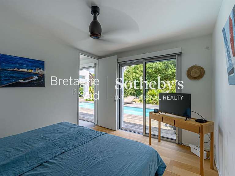 Maison Ploemeur - 3 chambres - 167m²
