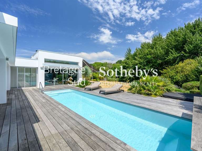 Maison Ploemeur - 3 chambres - 167m²