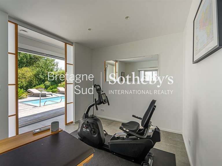 Maison Ploemeur - 3 chambres - 167m²