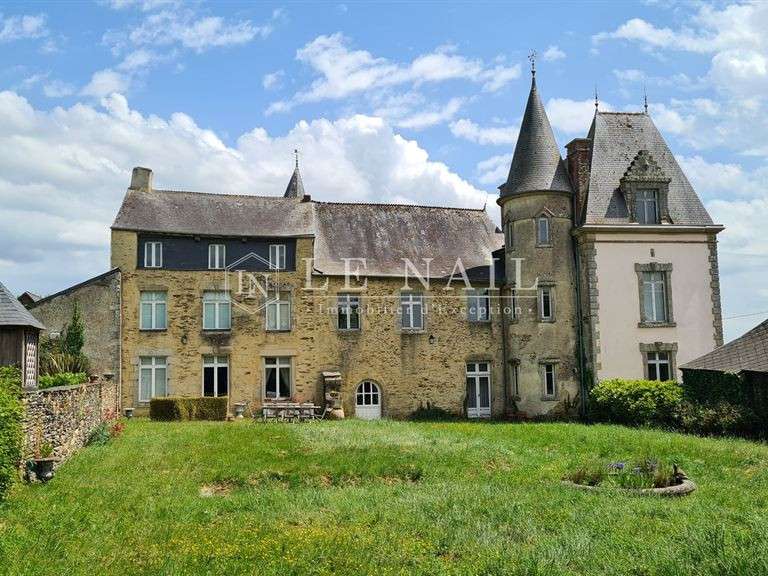 Château Ploërmel - 9 chambres - 510m²