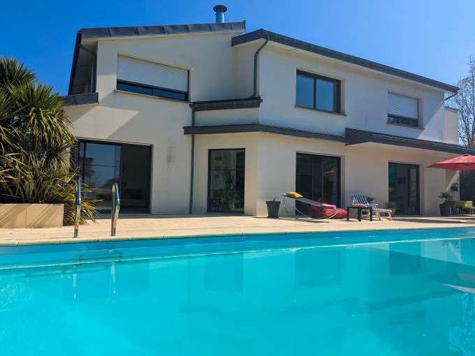 Maison Ploërmel - 6 chambres