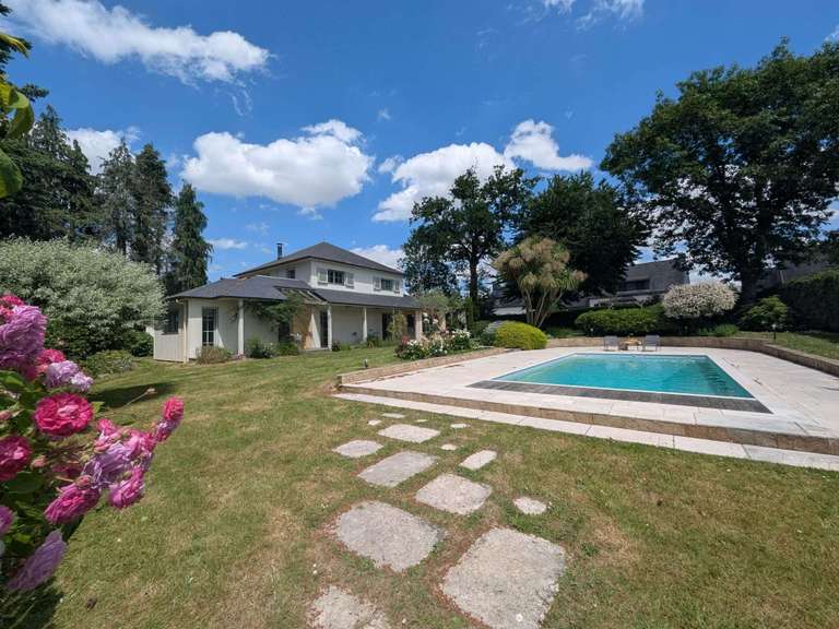 House Ploërmel - 5 bedrooms