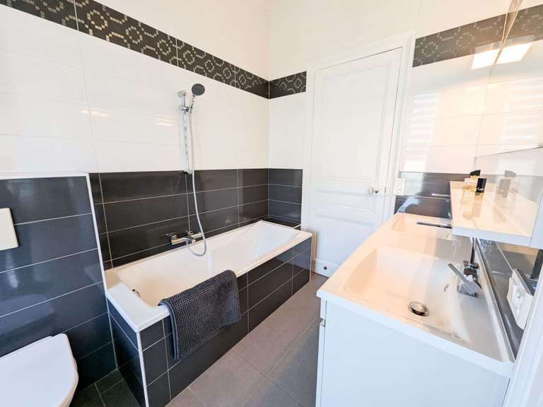 Maison Ploërmel - 7 chambres
