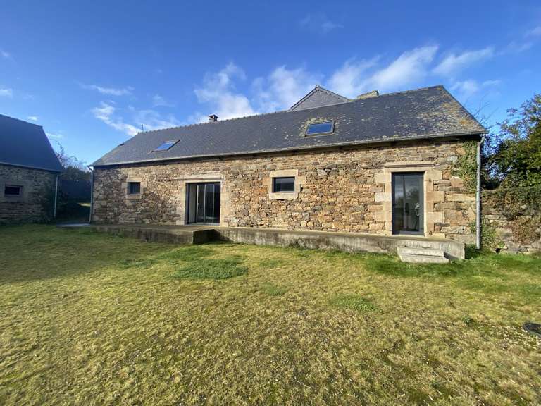 Maison Ploëzal - 441m²