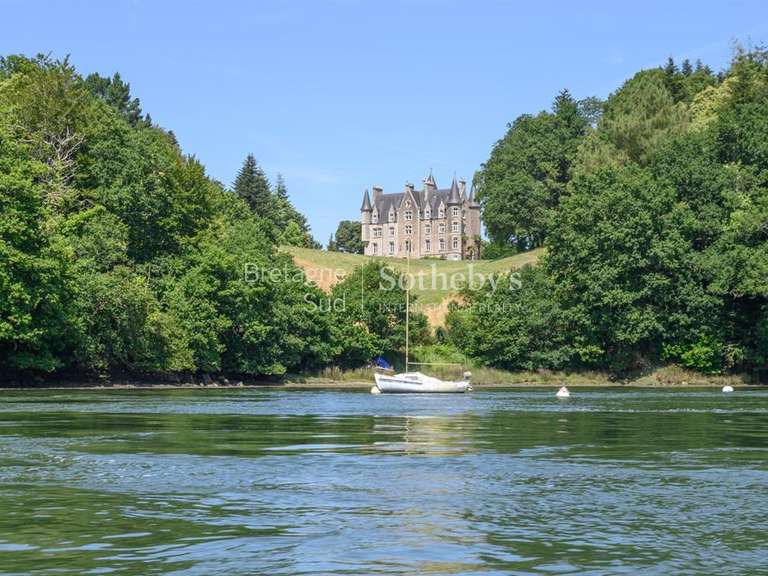 Château Plomelin - 11 chambres - 800m²