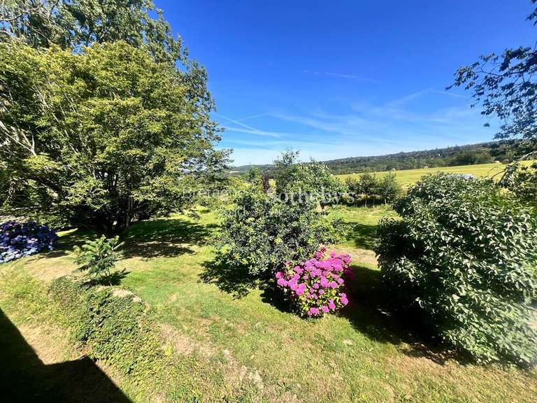 Maison Plomodiern - 466m²