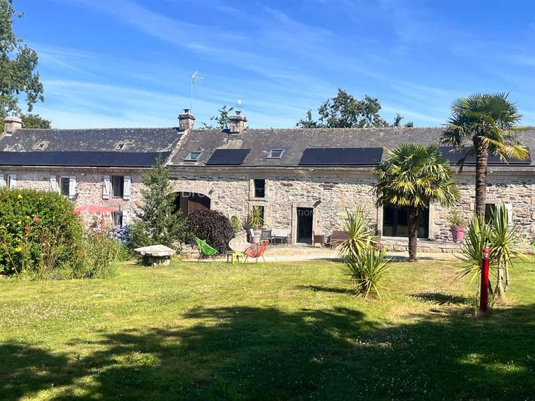 Maison Plomodiern - 466m²