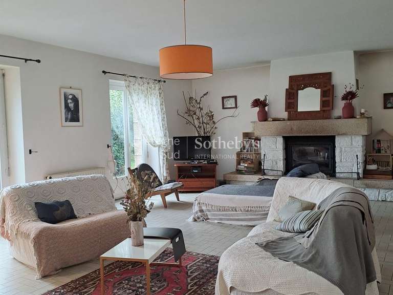 Maison Plomodiern - 4 chambres - 240m²