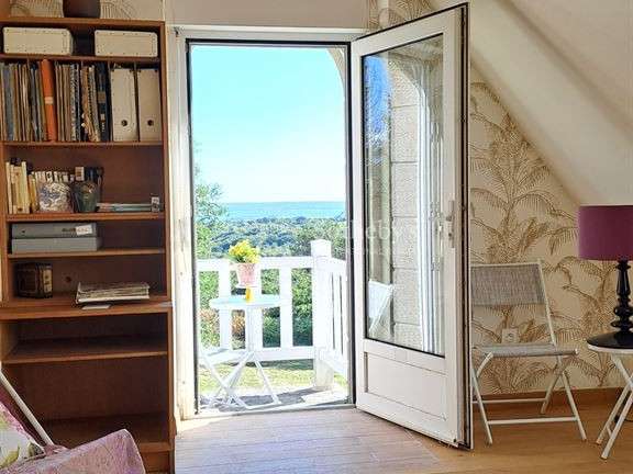 Maison Plomodiern - 4 chambres - 240m²