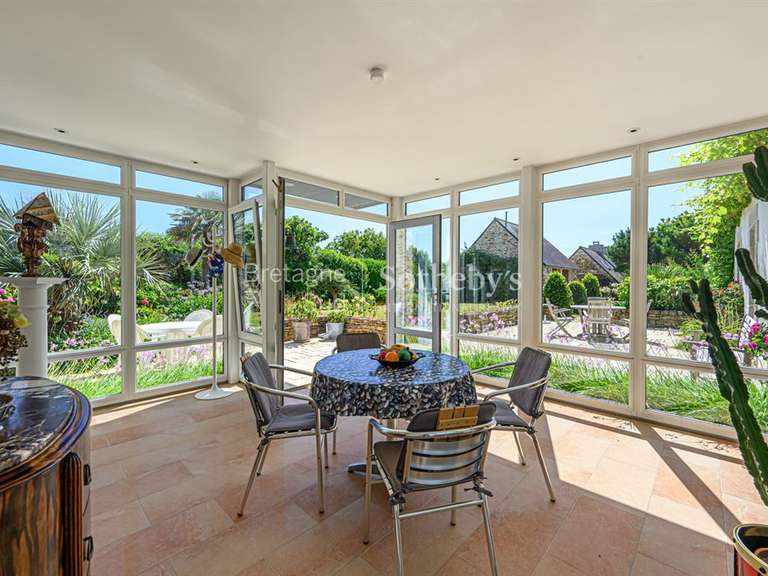 Maison Plonéour-Lanvern - 3 chambres - 350m²