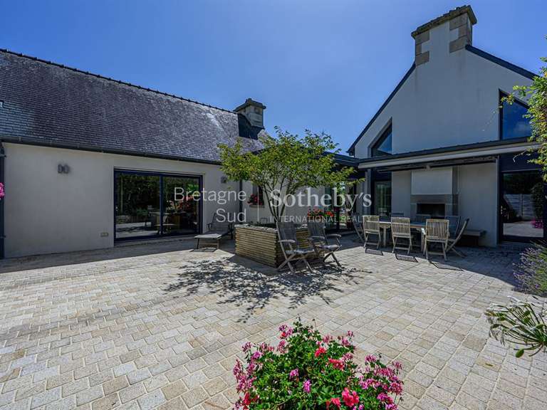 Maison Plonéour-Lanvern - 3 chambres - 350m²