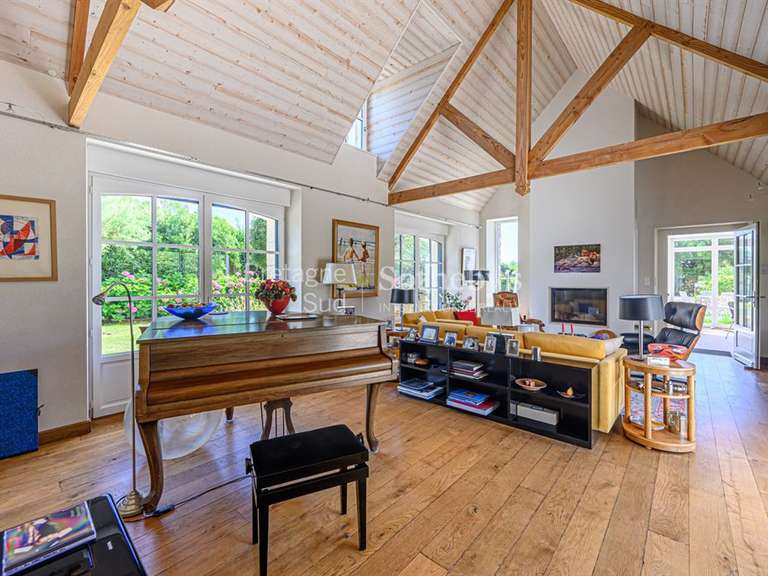 Maison Plonéour-Lanvern - 3 chambres - 350m²