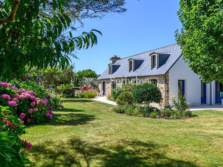 Maison Plonéour-Lanvern - 3 chambres - 350m²