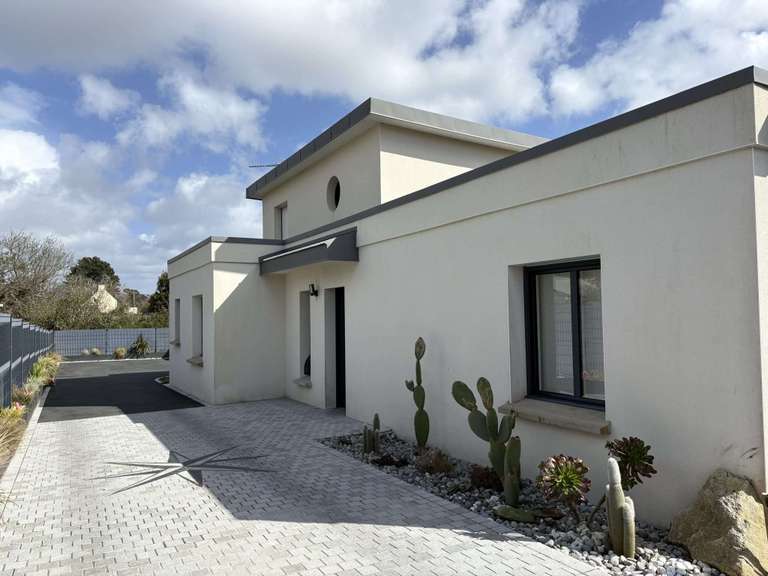 House Plonéour-Lanvern - 3 bedrooms