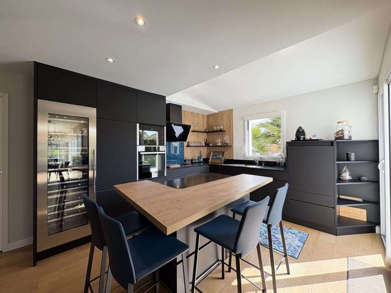 House Plonéour-Lanvern - 3 bedrooms