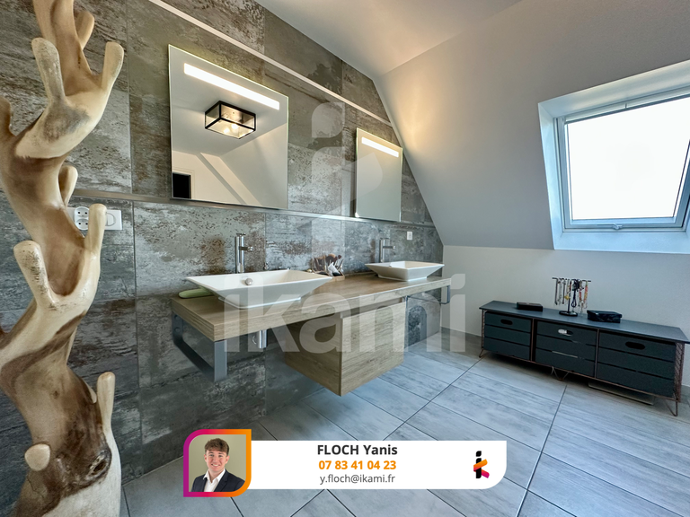 Maison Plonévez-Porzay - 13 chambres - 490m²