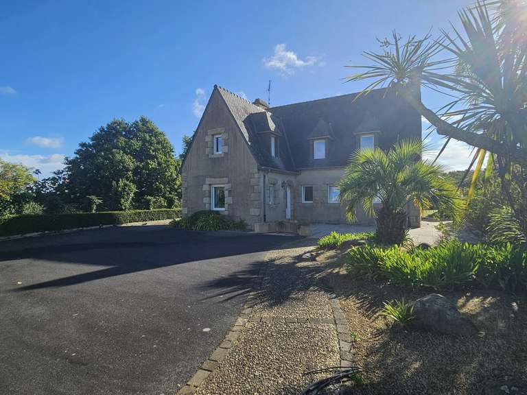 House with Sea view Ploubazlanec - 177m²