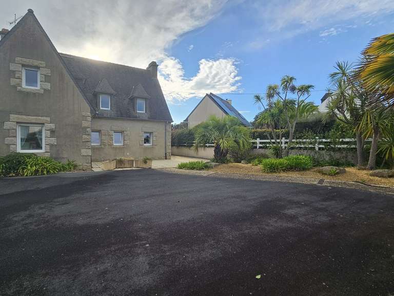 House with Sea view Ploubazlanec - 177m²